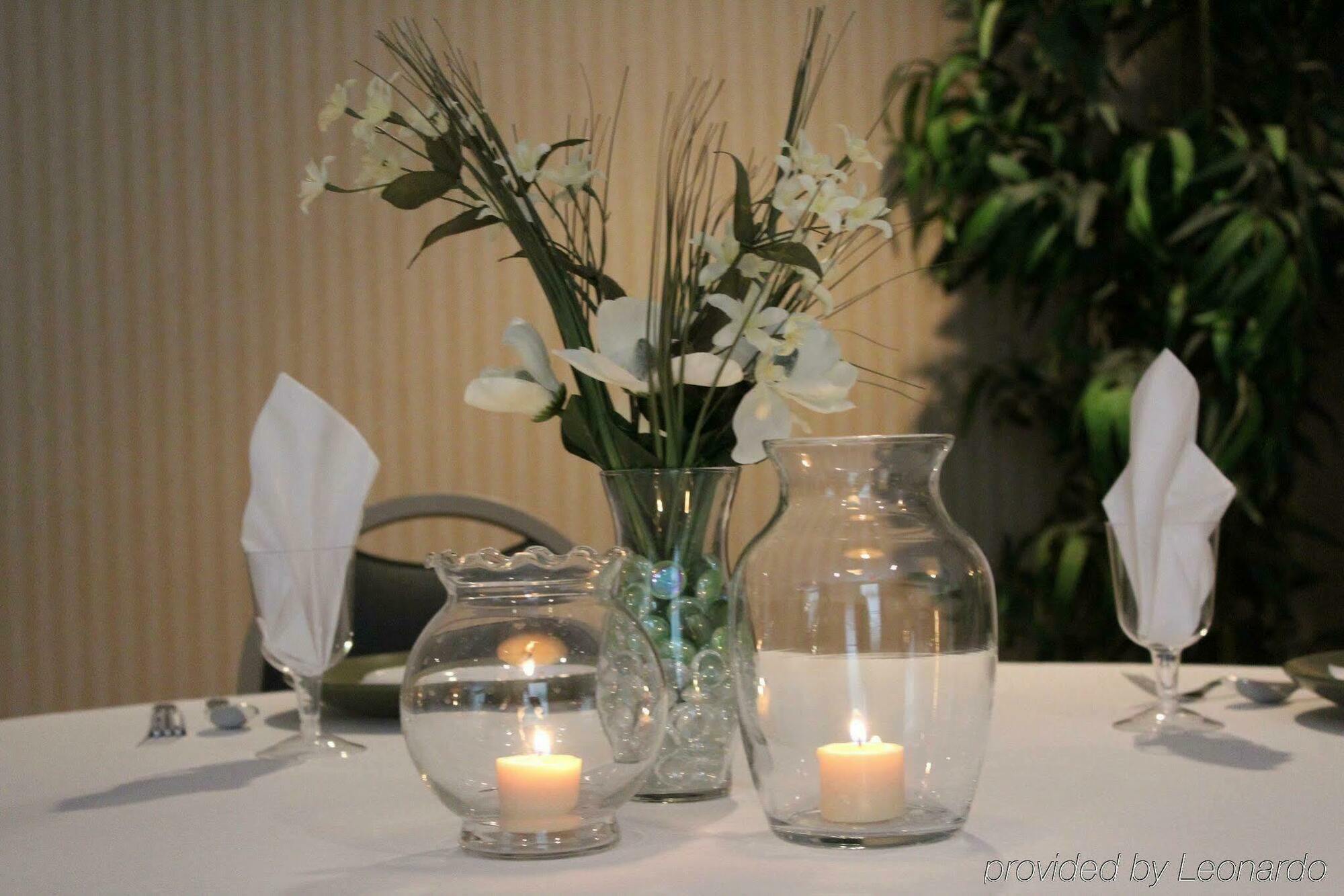 La Quinta By Wyndham Denison - North Lake Texoma Restaurant photo